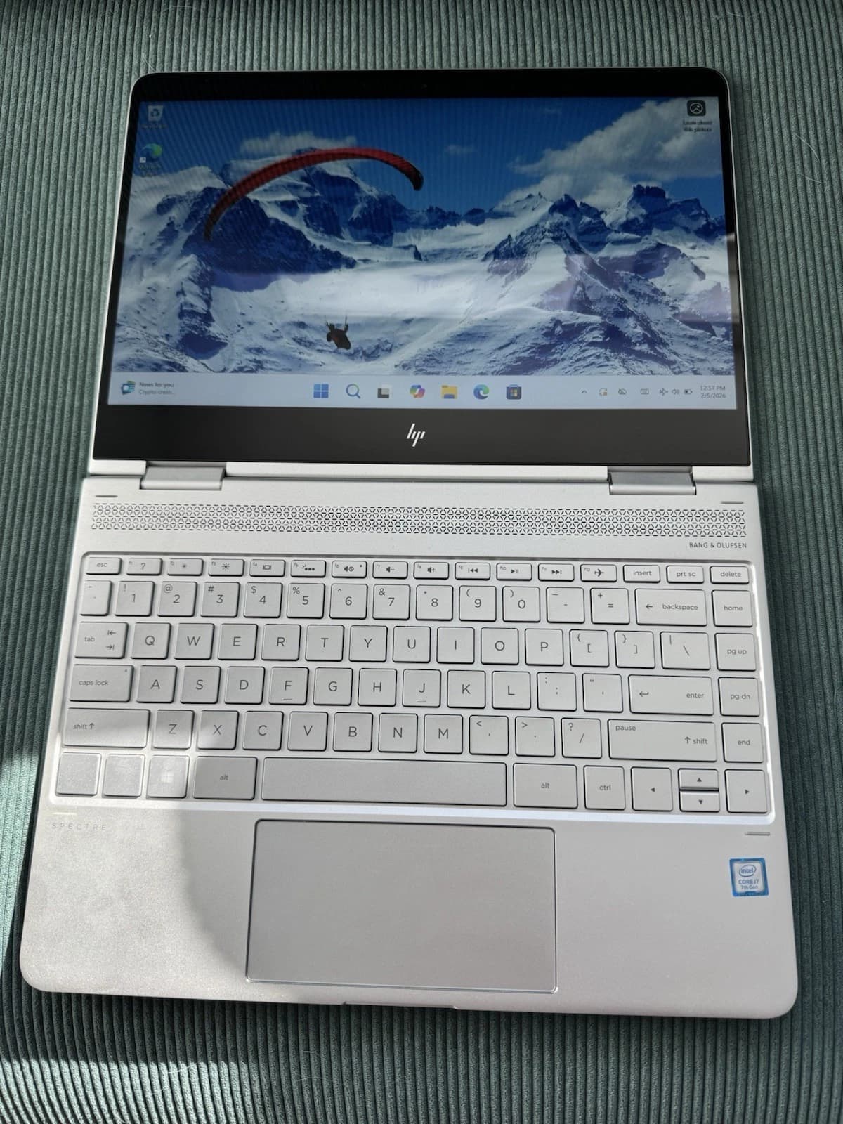 HP Spectre x360 13-ae0xx 2-in-1 Convertible Laptop, 13.3" FHD Touchscreen, Intel Core i7-8550U (8th Gen), 16GB RAM, 256GB SSD, Windows 11 Home, Backlit Keyboard 2
